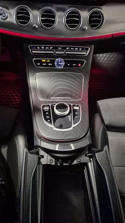 AKM405 · Mercedes-Benz E-Klass 2018 diesel-kombi bild 13 — Transport Bil Syd Skåne