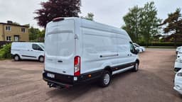 DRG14B · Ford Transit 350 2023 diesel-transportbil - skåp instrumentpanel — Transport Bil Syd Skåne