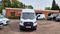 DRG14B · Ford Transit 350 2023 diesel-transportbil - skåp baksäte interiör — Transport Bil Syd Skåne