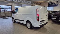 EFS05T · Ford Transit Custom 2022 diesel-transportbil - skåp instrumentpanel — Transport Bil Syd Skåne
