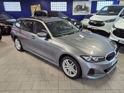 FRA139 · BMW 330e 2023 hybrid-kombi motorrum — Transport Bil Syd Skåne