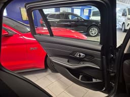 FRA139 · BMW 330e 2023 hybrid-kombi bild 28 — Transport Bil Syd Skåne