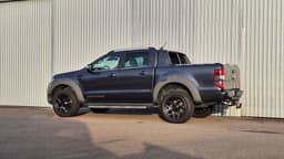 HBW90H · Ford Ranger 2020 diesel-pickup bakifrån — Transport Bil Syd Skåne