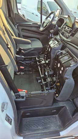 KPG111 · Ford Transit Custom 2018 diesel-transportbil - skåp motorrum — Transport Bil Syd Skåne