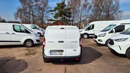 RDH73N · Ford Transit Courier 2024 diesel-transportbil - skåp lastutrymme — Transport Bil Syd Skåne