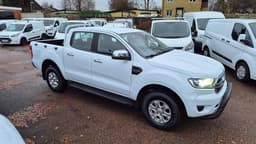 SUS096 · Ford Ranger 2022 diesel-pickup bakifrån — Transport Bil Syd Skåne