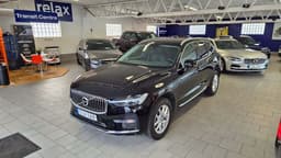 TLU149 · Volvo XC60 2023 hybrid-suv framifrån — Transport Bil Syd Skåne