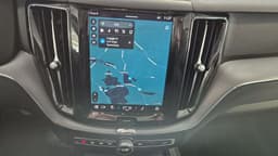 TLU149 · Volvo XC60 2023 hybrid-suv bild 12 — Transport Bil Syd Skåne