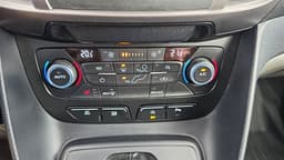 ZAW71A · Ford Transit Connect 2024 diesel-transportbil - skåp baksäte interiör — Transport Bil Syd Skåne