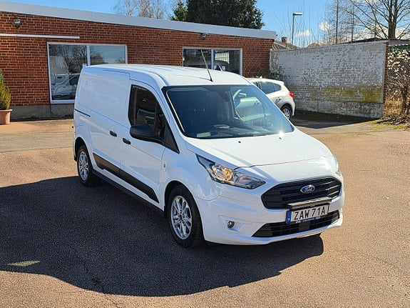 ZAW71A · Ford Transit Connect 2024 diesel-transportbil - skåp bakifrån — Transport Bil Syd Skåne